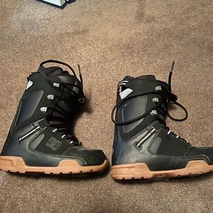 DC Snowboard Boots, Size 7